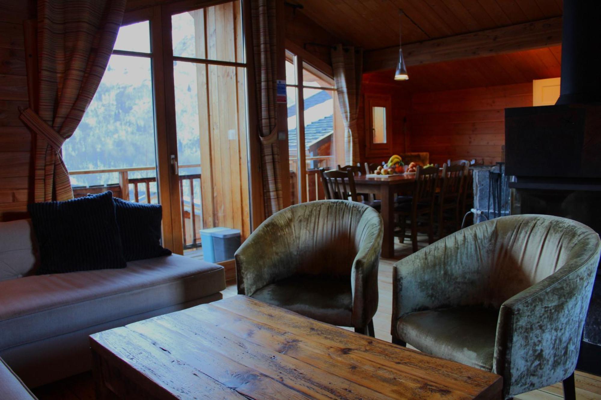 Cosy 4 Bedroom Chalet With Hot Tub Saint-Marcel  외부 사진