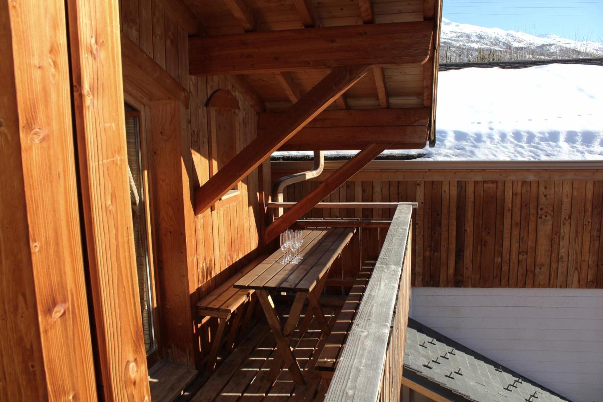 Cosy 4 Bedroom Chalet With Hot Tub Saint-Marcel  외부 사진