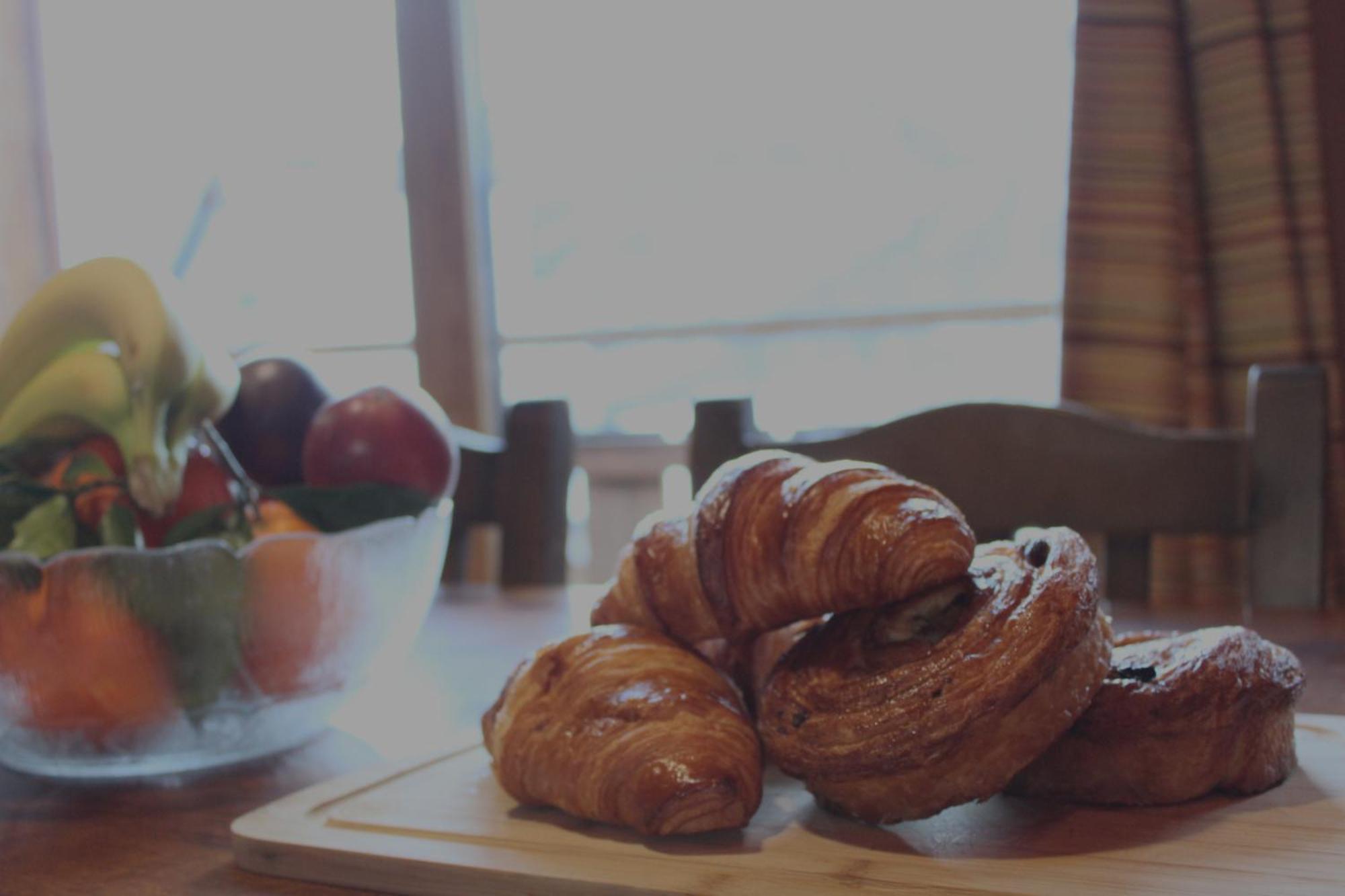 Cosy 4 Bedroom Chalet With Hot Tub Saint-Marcel  외부 사진